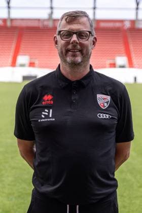 Zeugwart Michael Klattenbach (FCI); FC Ingolstadt 04; 3.Liga, Porträttermin 2024 2025, ; FC Ingolstadt 04 Saison 2024 2025 photoshoot, Headshot, Porträt, Vorstellung, Präsentation, Pressetermin, Fußball, GER
