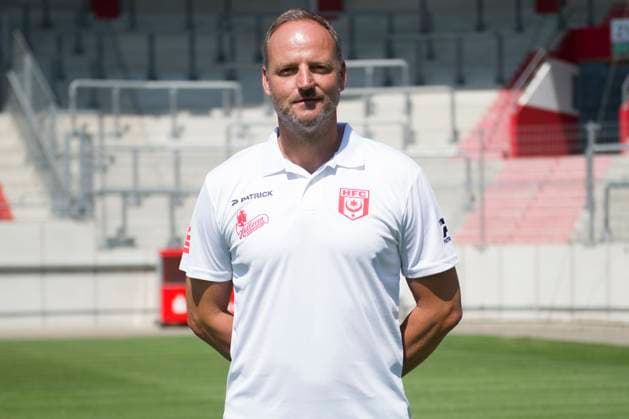 Halle, Deutschland 15. Juli 2024: Regionalliga Nordost Teamfoto - 2024 2025 - Hallescher FC Im Bild: Torwarttrainer Norman Becker (Halle) Leuna Chemie Stadion Sachsen-Anhalt Copyright: xFotostandx xBallaschx