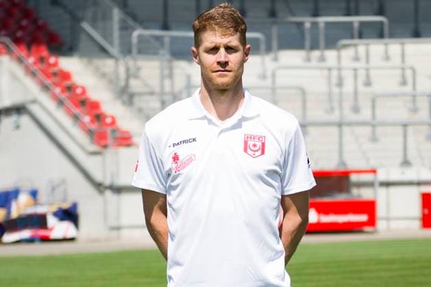 Halle, Deutschland 15. Juli 2024: Regionalliga Nordost Teamfoto - 2024 2025 - Hallescher FC Im Bild: Co Trainer Andre Heinault (Halle) Leuna Chemie Stadion Sachsen-Anhalt Copyright: xFotostandx xBallaschx