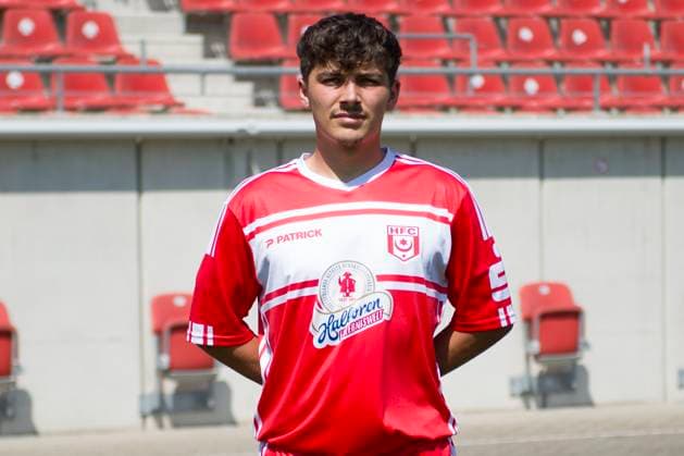 Halle, Deutschland 15. Juli 2024: Regionalliga Nordost Teamfoto - 2024 2025 - Hallescher FC Im Bild: Joscha Wosz (Halle) Leuna Chemie Stadion Sachsen-Anhalt Copyright: xFotostandx xBallaschx