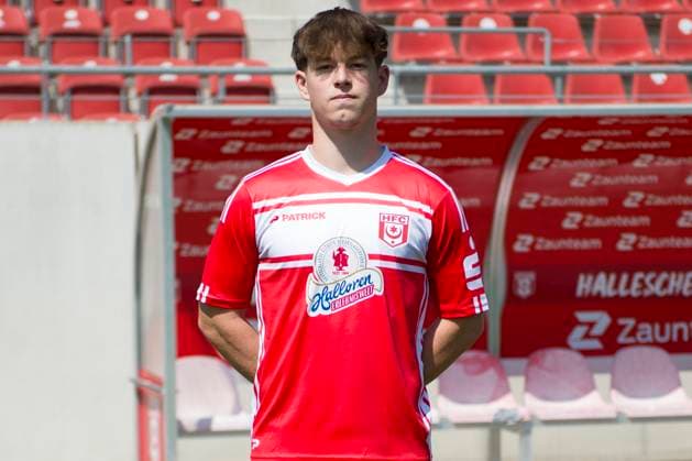 Halle, Deutschland 15. Juli 2024: Regionalliga Nordost Teamfoto - 2024 2025 - Hallescher FC Im Bild: Elias Lorenz (Halle) Leuna Chemie Stadion Sachsen-Anhalt Copyright: xFotostandx xBallaschx
