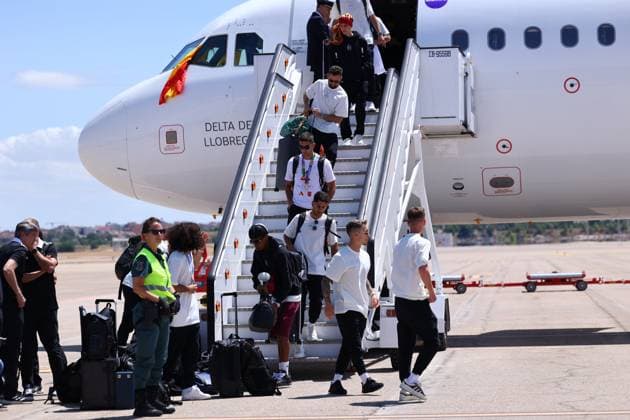 July 15, 2024, Madrid, Madrid, SPAIN: Arrival of the Spanish national team, Nationalteam during the reception of the Spanish National Team as European Champions after winning in the Eurocup 2024 final against England at Adolfo Suarez Madrid-Barajas airport on July 15, 2024, in Madrid, Spain. Madrid SPAIN - ZUMAa181 20240715_zaa_a181_014 Copyright: xDennisxAgyemanx