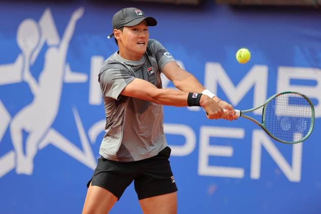 Tennis Herren ATP, Tennis Herren Tennis Herren Tour 500 European Open Hamburg, Hamburg Open ATP 500 2024 , 15.07.2024, Soonwoo Knon (KOR) spielt eine Rückhand. Copyright: FernandoxSoares