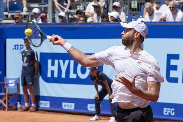Gstaad Switzerland, 07 16 2024: Quentin Halys (FRA) in action during EFG Swiss Open. during EFG Gstaad Swiss Open ATP, Tennis Herren 250, International Tennis match in Gstaad, Switzerland, July 16 2024  Copyright: xPatrickxDancel IPAxSportx xipa-ax xx IPA_48033496 IPA_Agency_IPA48033496