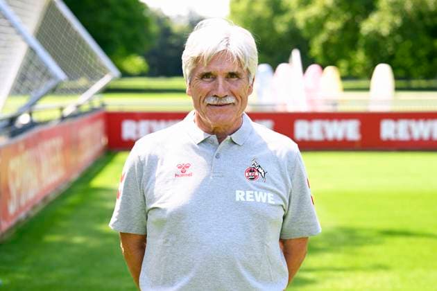 Mannschaftsarzt Dr. Peter Schäferhoff; 1. FC Köln; 2.BL, Porträttermin 2024 2025