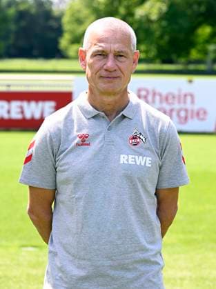 Busfahrer Michael Liebetrut; 1. FC Köln; 2.BL, Porträttermin 2024 2025