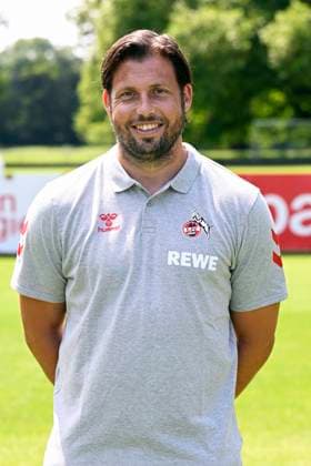 Teammanager Marius Laux; 1. FC Köln; 2.BL, Porträttermin 2024 2025
