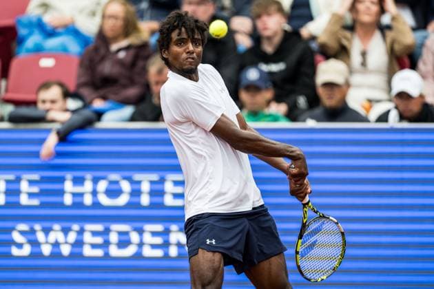 240716 Elias Ymer of Sweden during day 2 of the Nordea Open on July 16, 2024 in Bastad. Photo: Niclas Jönsson BILDBYRAN COP 273 NO0284 tennis ATP, Tennis Herren 250 nordea open day 2 bbeng Copyright: NICLASxJÖNSSON BB240716NO001