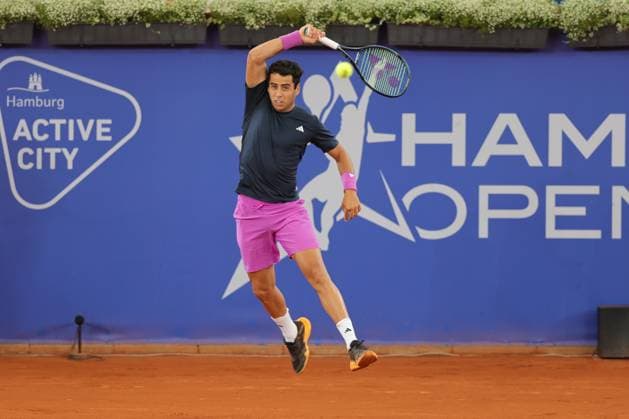 Tennis Herren ATP, Tennis Herren Tennis Herren Tour 500 European Open Hamburg, Hamburg Open ATP 500 2024 , 16.07.2024, Jaume Munar (ESP) spielt eine Vorhand. Copyright: FernandoxSoares