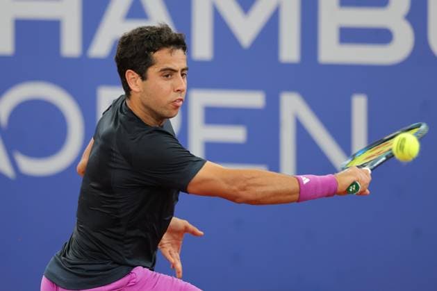 Tennis Herren ATP, Tennis Herren Tennis Herren Tour 500 European Open Hamburg, Hamburg Open ATP 500 2024 , 16.07.2024, Jaume Munar (ESP) schlägt eine Rückhand Copyright: FernandoxSoares