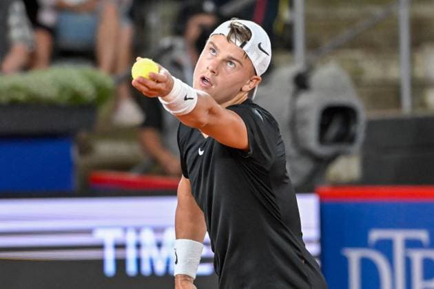 Sport Bilder des Tages Holger Rune DEN 16.07.2024 Tennis Hamburg Open, ATP, Tennis Herren 500, Tennis-Stadion Am Rothenbaum, Hamburg, HH Germany