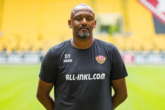 16.07.2024, xomx, Fussball 3.Liga, Dynamo Dresden - Fototermin Saison 2024 25, Porträttermin 2024 2025 emspor, Bild: David Yelldell (Torwarttrainer). Portrait, Portraet, (DFL DFB REGULATIONS PROHIBIT ANY USE OF PHOTOGRAPHS as IMAGE SEQUENCES and or QUASI-VIDEO) Dresden