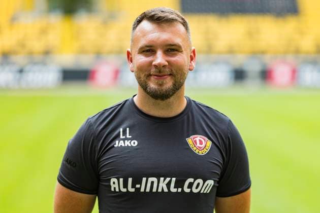 16.07.2024, xomx, Fussball 3.Liga, Dynamo Dresden - Fototermin Saison 2024 25, Porträttermin 2024 2025 emspor, Bild: Justin Löwe (Teammanager) . Portrait, Portraet, (DFL DFB REGULATIONS PROHIBIT ANY USE OF PHOTOGRAPHS as IMAGE SEQUENCES and or QUASI-VIDEO) Dresden