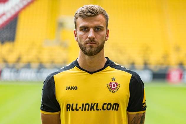 16.07.2024, xomx, Fussball 3.Liga, Dynamo Dresden - Fototermin Saison 2024 25, Porträttermin 2024 2025 emspor, Bild: Lars Bünning ( 23). Portrait, Portraet, (DFL DFB REGULATIONS PROHIBIT ANY USE OF PHOTOGRAPHS as IMAGE SEQUENCES and or QUASI-VIDEO) Dresden
