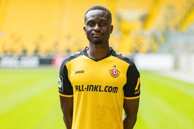 16.07.2024, xomx, Fussball 3.Liga, Dynamo Dresden - Fototermin Saison 2024 25, Porträttermin 2024 2025 emspor, Bild: Dennis Duah ( 4). Portrait, Portraet, (DFL DFB REGULATIONS PROHIBIT ANY USE OF PHOTOGRAPHS as IMAGE SEQUENCES and or QUASI-VIDEO) Dresden