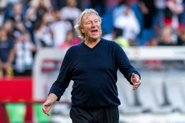 Sport Themen der Woche KW 29 Sport Bilder des Tages Frauenfußball: EM-Qualifikation, Deutschland-Österreich am 16.07.24, Saison 2024 2025, in Hannover. Bundestrainer Trainer Horst Hrubesch jubelt nach dem Spiel. *** Womens soccer European Championship qualification, Germany Austria on 16 07 24, season 2024 2025, in Hanover National coach Horst Hrubesch cheers after the game Copyright: xDavidxInderliedx