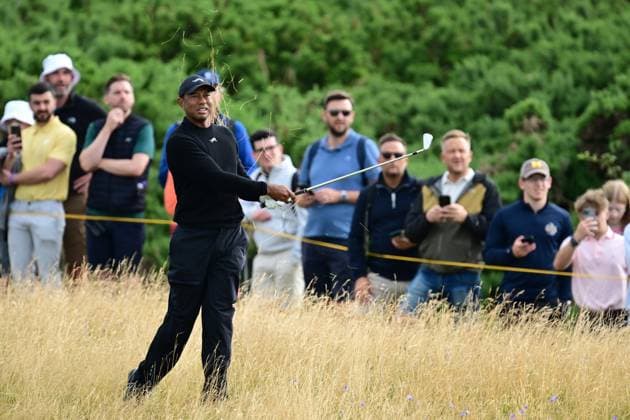 Tiger Woods in the rough on the 12th fairway The British Open Championship, Practice, Golf, Royal Troon, Troon, UK - 17 July 2024  Copyright: xGreigxCowie Shutterstockx 14587992t