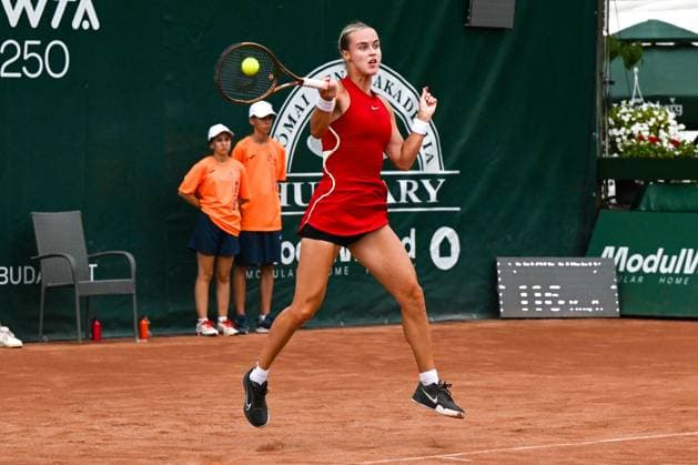 Anna Karolina Schmiedlova (SVK) during the single match vs. Sara Sorribes Tormo (SPA) at the WTA250 Hungarian Gran Prix Tennis on 17th July 2024 at Romai Teniszakademia, Budapest, Hungary  Copyright: xVincenzoxOrlando IPAxSportx xipax xx IPA_48069780 IPA_Agency_IPA48069780