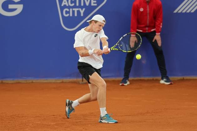 Tennis Herren ATP, Tennis Herren Tennis Herren Tour 500 European Open Hamburg, Hamburg Open ATP 500 2024 , 17.07.2024 Jesper de Jong (NED) spiel eine Rückhand Copyright: FernandoxSoares