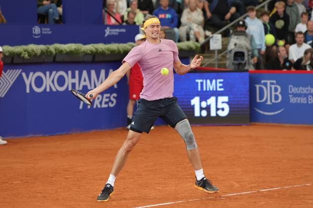 Tennis Herren ATP, Tennis Herren Tennis Herren Tour 500 European Open Hamburg, Hamburg Open ATP 500 2024 , 17.07.2024 , Alexander Zverev (GER) spielt eine Vorhand Copyright: FernandoxSoares