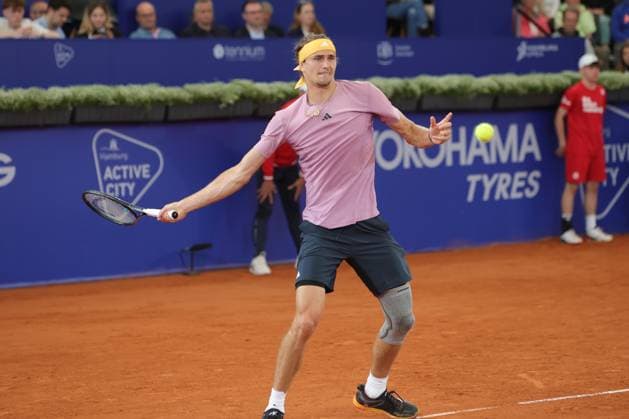 Tennis Herren ATP, Tennis Herren Tennis Herren Tour 500 European Open Hamburg, Hamburg Open ATP 500 2024 , 17.07.2024 , Alexander Zverev (GER) spielt eine Vorhand Copyright: FernandoxSoares