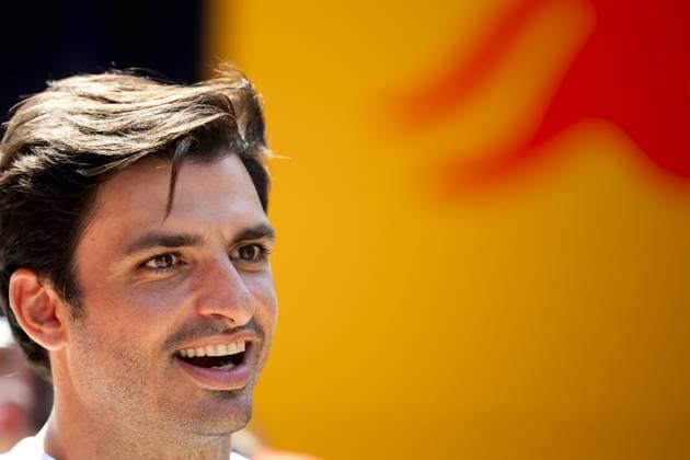 BUDAPEST - Carlos Sainz (Ferrari) arrives at the Hungaroring Circuit in the run-up to the Hungarian Grand Prix. ANP SANDER KONING xVIxANPxSportx xxANPxIVx 503710440 originalFilename: 503710440.jpg