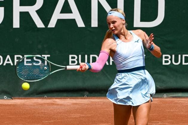 Hungary: Rebecca Sramkova (SVK) during the round 16 match vs. Xiyu Wang (CHN) at the WTA250 Hungarian Gran Prix Tennis on 18th July 2024 at Romai Teniszakademia, Budapest, Hungary International Tennis match - WTA, Tennis Damen Hungarian Grand Prix - Round of 16 and Quarter finals  - ZUMAp169 20240718_zsa_p169_071 Copyright: xVincenzoxOrlando IPAxSportx