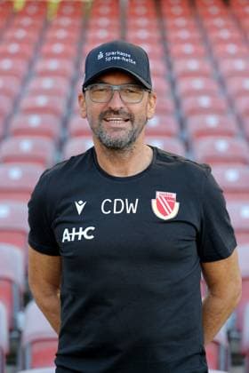 Claus-Dieter Wollitz (Chef-Trainer); FC Energie Cottbus; 3. Liga, Porträttermin 2024 2025 FC Energie Cottbus, 3. Liga, Porträttermin 2024 2025