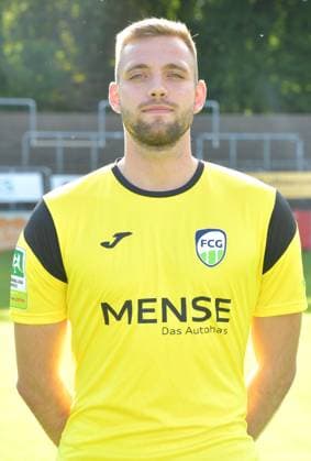27.07.2024, GER, Fussball, Regionalliga West, Saison 2024 2025, Ohlendorfstadion im Heidewald, Gütersloh FC Gütersloh Fototermin 2024 2025 Tim Matuschewsky (FC Gütersloh), Aktion, Einzelbild, Hoch, Portrait