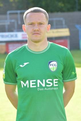 27.07.2024, GER, Fussball, Regionalliga West, Saison 2024 2025, Ohlendorfstadion im Heidewald, Gütersloh FC Gütersloh Fototermin 2024 2025 Phil Beckhoff (FC Gütersloh), Aktion, Einzelbild, Hoch, Portrait