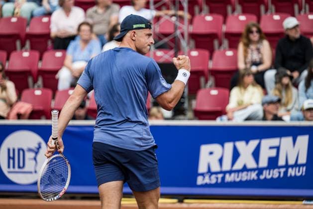 240718 Tallon Griekspoor of Netherland celebrates during day 4 of the Nordea Open on July 18, 2024 in Bastad. Photo: Niclas Jönsson BILDBYRAN COP 273 NO0288 tennis ATP, Tennis Herren 250 nordea open bbeng jubel Copyright: NICLASxJÖNSSON BB240718NO013
