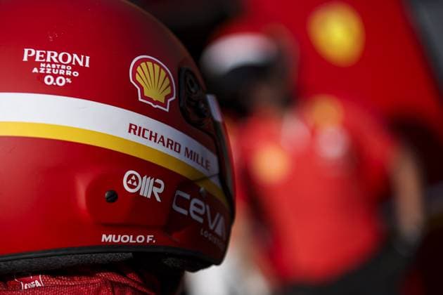 Scuderia Ferrari mechanic, mecanicien, mechanics, Richard Mille, illustration during the Formula 1 Hungarian Grand Prix 2024, 13th round of the 2024 Formula One World Championship, WM, Weltmeisterschaft from July 19 to 21, 2024 on the Hungaroring, in Mogyorod, Hungary - F1 - HUNGARIAN GRAND PRIX 2024 DPPI Panoramic 240718_R11_UNGHERIA_DP_EA022349