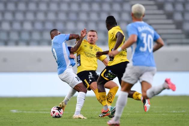 Fußball, EL Quali, Paphos FC - IF Elfsborg 240718 Gustav Henriksson of Elfsborg during the UEFA Europa League qualification match between Pafos and Elfsborg on July 18, 2024 in Limassol. Photo: Alex Nicodim BILDBYRAN COP 282 AN0007 fotboll football soccer fotball uefa europa league pafos elfsborg bbeng Copyright: ALEXxNICODIM BB240718BB673
