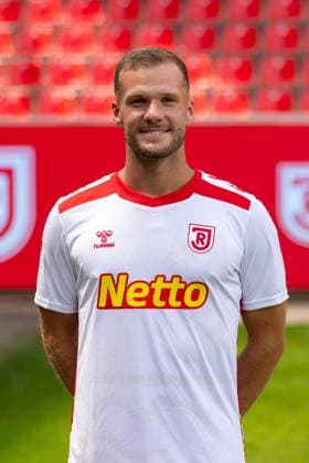 18.07.2024, Fussball, GER, Saison 2024 2025, 2.Liga,Pressetermin, SSV Jahn Regensburg Eric Hottmann; SSV Jahn Regensburg, 2. BL, Porträttermin 2024 2025 DFL REGULATIONS PROHIBIT ANY USE OF PHOTOGRAPHS AS IMAGE SEQUENCES AND OR QUASI-VIDEO. Regensburg Bayern Deutschland Jahnstadion Regensburg
