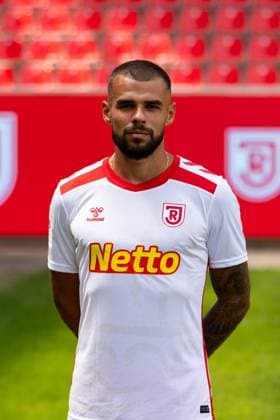18.07.2024, Fussball, GER, Saison 2024 2025, 2.Liga,Pressetermin, SSV Jahn Regensburg Robin Ziegele; SSV Jahn Regensburg, 2. BL, Porträttermin 2024 2025 DFL REGULATIONS PROHIBIT ANY USE OF PHOTOGRAPHS AS IMAGE SEQUENCES AND OR QUASI-VIDEO. Regensburg Bayern Deutschland Jahnstadion Regensburg