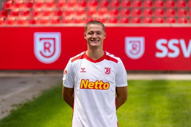 18.07.2024, Fussball, GER, Saison 2024 2025, 2.Liga,Pressetermin, SSV Jahn Regensburg Tobias Eisenhut; SSV Jahn Regensburg, 2. BL, Porträttermin 2024 2025 DFL REGULATIONS PROHIBIT ANY USE OF PHOTOGRAPHS AS IMAGE SEQUENCES AND OR QUASI-VIDEO. Regensburg Bayern Deutschland Jahnstadion Regensburg
