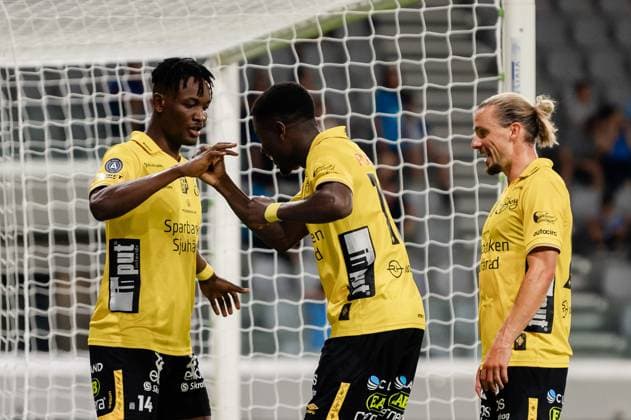 240718 Michael Baidoo and Jalal Abdullai of Elfsborg celebrate during the UEFA Europa League qualification match between Pafos and Elfsborg on July 18, 2024 in Limassol. Photo: Alex Nicodim BILDBYRAN COP 282 AN0007 fotboll football soccer fotball uefa europa league pafos elfsborg bbeng jubel Copyright: ALEXxNICODIM BB240718BB708