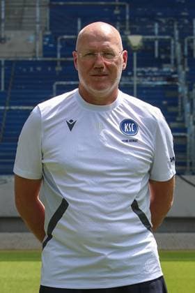 Burkhard Reich; Karlsruher SC Teammanager GER, Karlsruher SC, Fussball, 2. Bundesliga, Portraetermin 2024 2025, 18.07.2024 GER, Karlsruher SC, Fussball, 2. Bundesliga, Portraetermin 2024 2025, 18.07.2024 Karlsruhe Copyright: xEibner-Pressefoto JanxPrihodax EP_JPA