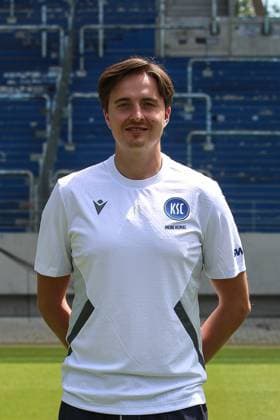 Sebastian Saglimbeni; Karlsruher SC Spielanalyst GER, Karlsruher SC, Fussball, 2. Bundesliga, Portraetermin 2024 2025, 18.07.2024 GER, Karlsruher SC, Fussball, 2. Bundesliga, Portraetermin 2024 2025, 18.07.2024 Karlsruhe Copyright: xEibner-Pressefoto JanxPrihodax EP_JPA