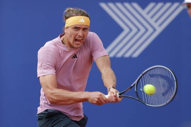 Tennis Herren ATP, Tennis Herren Tennis Herren Tour 500 European Open Hamburg, Hamburg Open ATP 500 2024 , 18.07.2024 , Alexander Zverev GER spielt eine Rückhand Copyright: FernandoxSoares