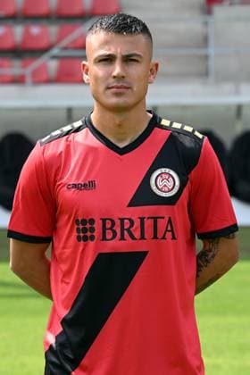18.07.2024, xjhx, Fussball 3.Liga, SV Wehen Wiesbaden - Fototermin Saison 2024 25, Porträttermin 2024 2025 emspor, v.l. Antonio Jonjic (DFL DFB REGULATIONS PROHIBIT ANY USE OF PHOTOGRAPHS as IMAGE SEQUENCES and or QUASI-VIDEO) Wiesbaden