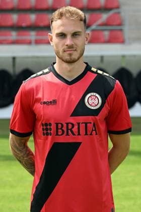 18.07.2024, xjhx, Fussball 3.Liga, SV Wehen Wiesbaden - Fototermin Saison 2024 25, Porträttermin 2024 2025 emspor, v.l. Ole Wohlers (DFL DFB REGULATIONS PROHIBIT ANY USE OF PHOTOGRAPHS as IMAGE SEQUENCES and or QUASI-VIDEO) Wiesbaden