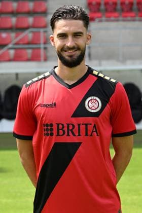 18.07.2024, xjhx, Fussball 3.Liga, SV Wehen Wiesbaden - Fototermin Saison 2024 25, Porträttermin 2024 2025 emspor, v.l. Nikolas Agrafiotis (DFL DFB REGULATIONS PROHIBIT ANY USE OF PHOTOGRAPHS as IMAGE SEQUENCES and or QUASI-VIDEO) Wiesbaden