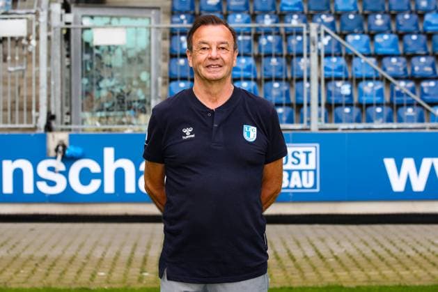 Geschäftsführer Otmar Schork, 1. FC Magdeburg - 2. Fussball Bundesliga Porträttermin 2. BL 2024 2025 offizieller Fototermin 1. FC Magdeburg in der Avnet Arena in Magdeburg - Porträt, Portrait, Einzelbild, Deutschland, Fussball, Maenner, GER, 18.07.2024