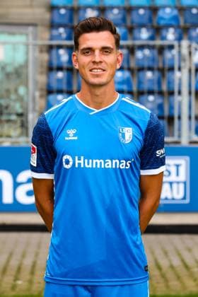 Tobias Müller, 1. FC Magdeburg - 2. Fussball Bundesliga Porträttermin 2. BL 2024 2025 offizieller Fototermin 1. FC Magdeburg in der Avnet Arena in Magdeburg - Porträt, Portrait, Einzelbild, Deutschland, Fussball, Maenner, GER, 18.07.2024