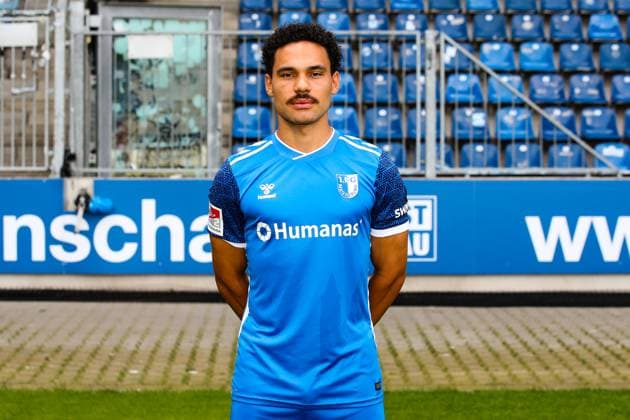 Herbert Bockhorn, 1. FC Magdeburg - 2. Fussball Bundesliga Porträttermin 2. BL 2024 2025 offizieller Fototermin 1. FC Magdeburg in der Avnet Arena in Magdeburg - Porträt, Portrait, Einzelbild, Deutschland, Fussball, Maenner, GER, 18.07.2024