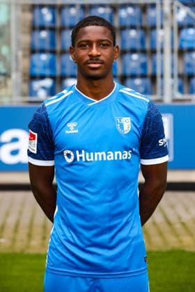 Bryan Teixeira, 1. FC Magdeburg - 2. Fussball Bundesliga Porträttermin 2. BL 2024 2025 offizieller Fototermin 1. FC Magdeburg in der Avnet Arena in Magdeburg - Porträt, Portrait, Einzelbild, Deutschland, Fussball, Maenner, GER, 18.07.2024