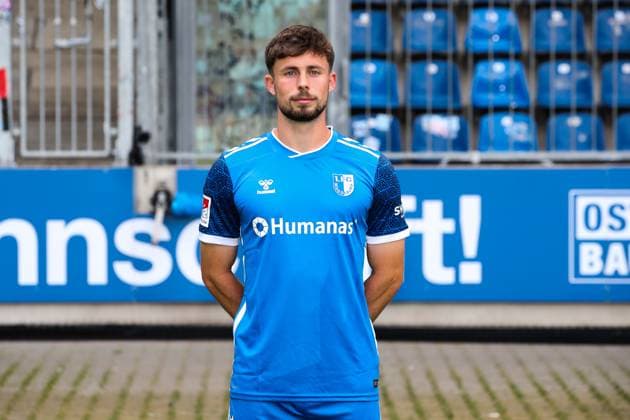Marc Andre Jürgen, 1. FC Magdeburg - 2. Fussball Bundesliga Porträttermin 2. BL 2024 2025 offizieller Fototermin 1. FC Magdeburg in der Avnet Arena in Magdeburg - Porträt, Portrait, Einzelbild, Deutschland, Fussball, Maenner, GER, 18.07.2024