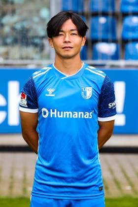 Tatsuya Ito, 1. FC Magdeburg - 2. Fussball Bundesliga Porträttermin 2. BL 2024 2025 offizieller Fototermin 1. FC Magdeburg in der Avnet Arena in Magdeburg - Porträt, Portrait, Einzelbild, Deutschland, Fussball, Maenner, GER, 18.07.2024