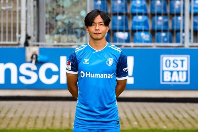 Tatsuya Ito, 1. FC Magdeburg - 2. Fussball Bundesliga Porträttermin 2. BL 2024 2025 offizieller Fototermin 1. FC Magdeburg in der Avnet Arena in Magdeburg - Porträt, Portrait, Einzelbild, Deutschland, Fussball, Maenner, GER, 18.07.2024
